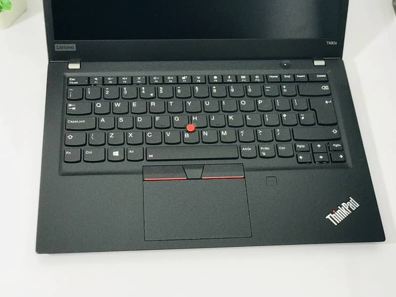 lenovo t14s i7 10th gen- Touch screen- Quard core- 8 threads -UHD 3