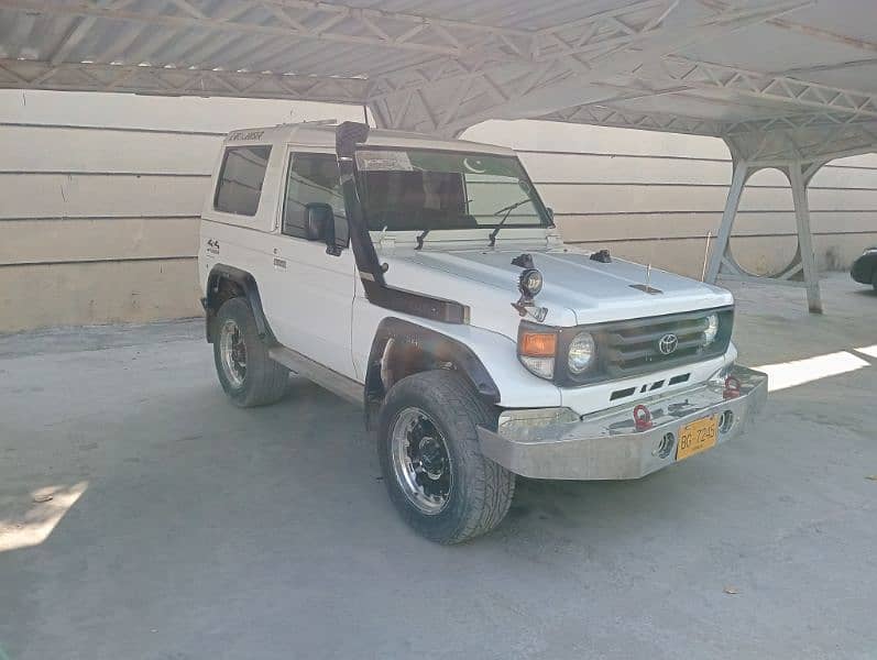 Toyota Land Cruiser 1989 Automatic 3