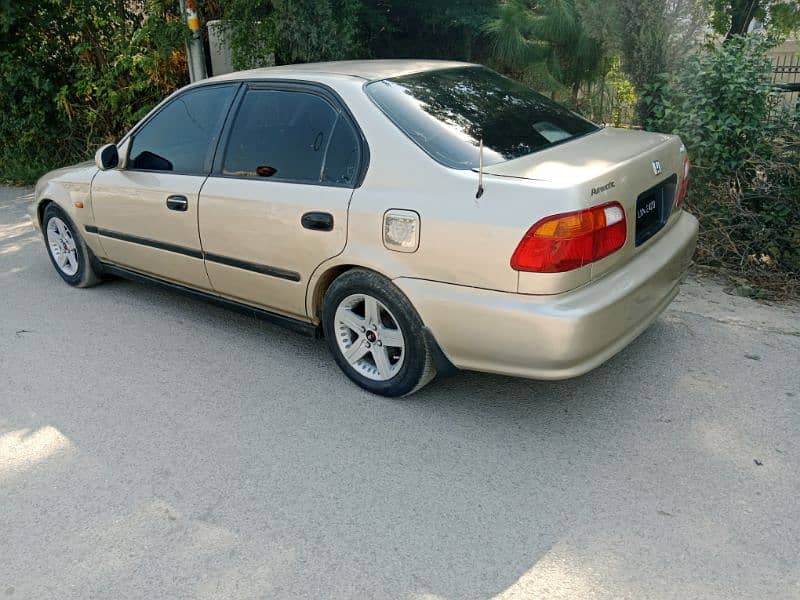 Honda Civic VTi 1999 3