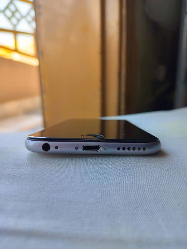 Apple IPhone 6 Used Good Condition 4