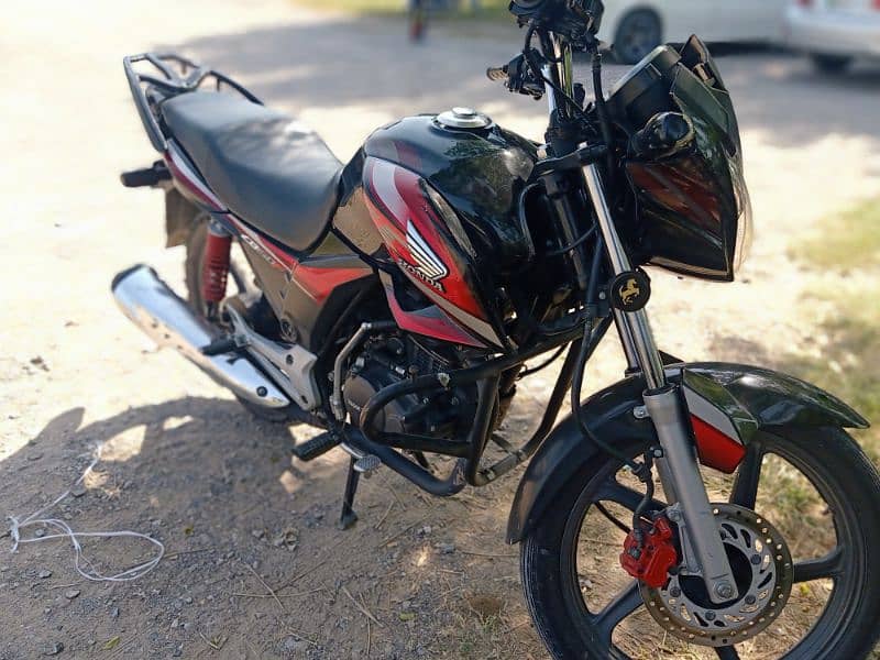 Honda CBR150R model 2019 3