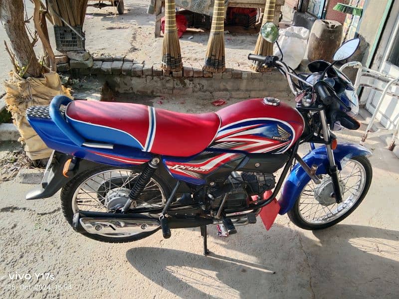 Honda pridor 100cc blue color 1