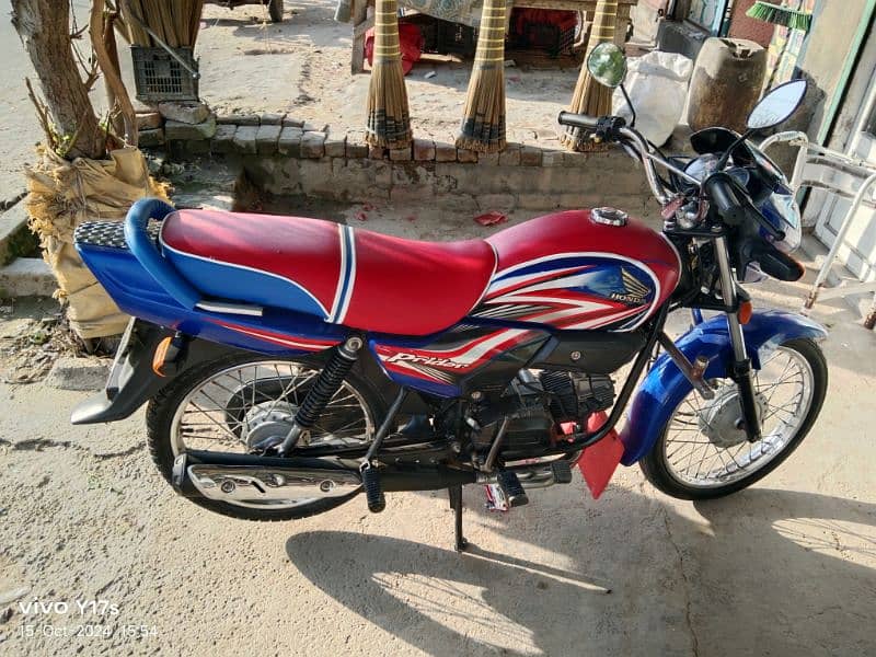 Honda pridor 100cc blue color 2