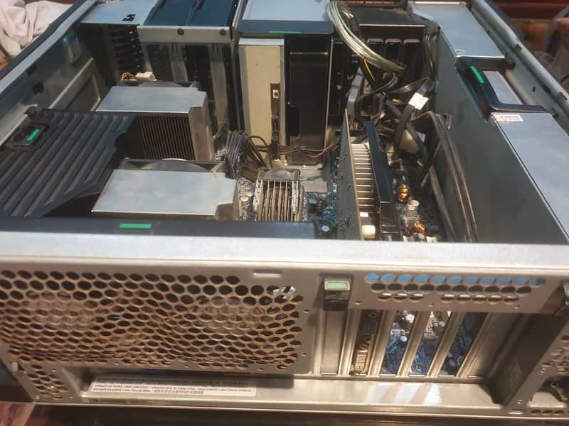 HP Z600 Workstation PC  Xeon(R) 10