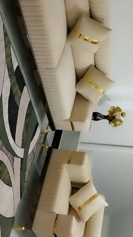 Royal Sofa Set for Sale 6