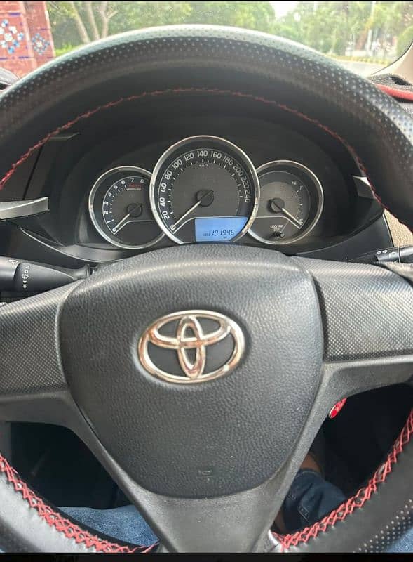 Toyota Corolla GLI 2015 10