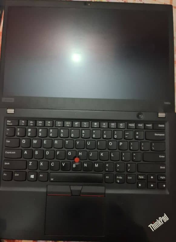 lenovo t490s thinkpad 16gb ram  512gb ssd core i7 8th generation 2