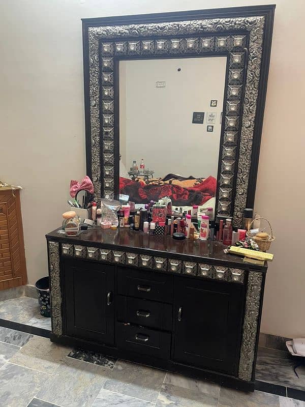 Dressing Table for Sale 2