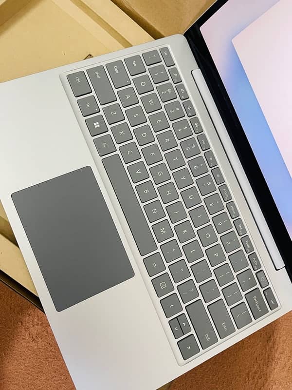 microsoft surface laptop 5