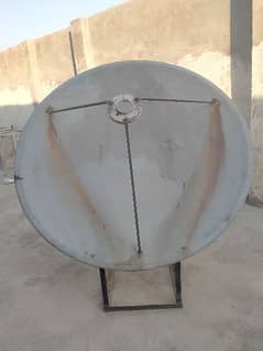 2x Dish Antenna with stand and receiver 0