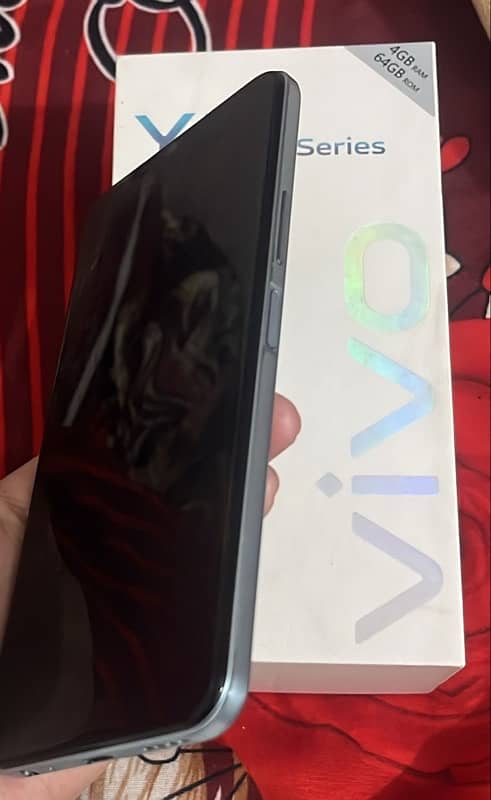 Vivo Y21 Siraf Box Open With Orignal charger + Good condition 2