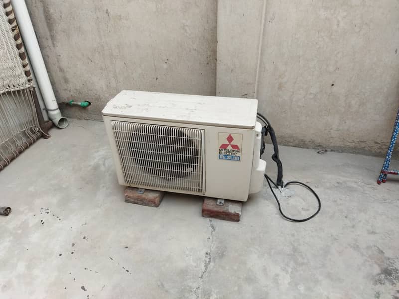 Mitsubishi AC in All working condition 1