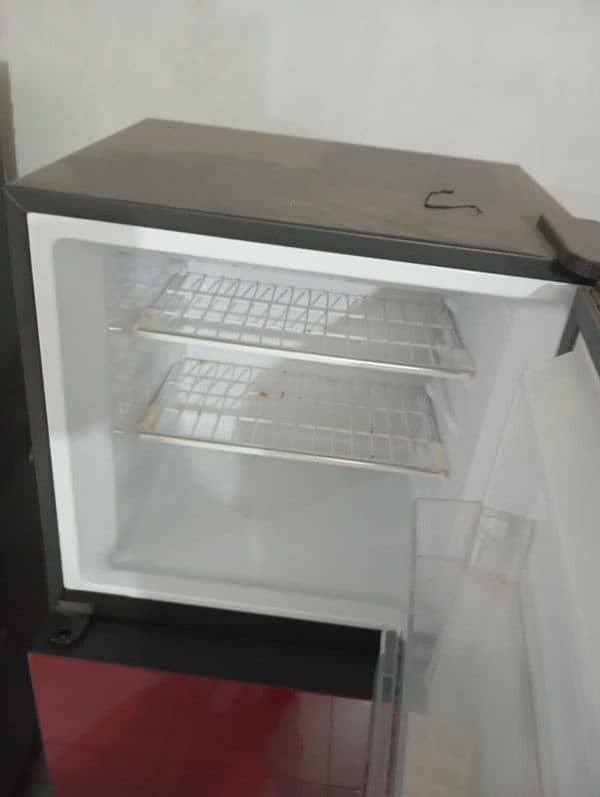 haier glass door fridge 4