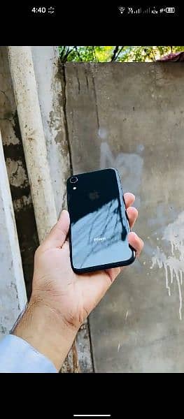 iPhone xr 64GB 0