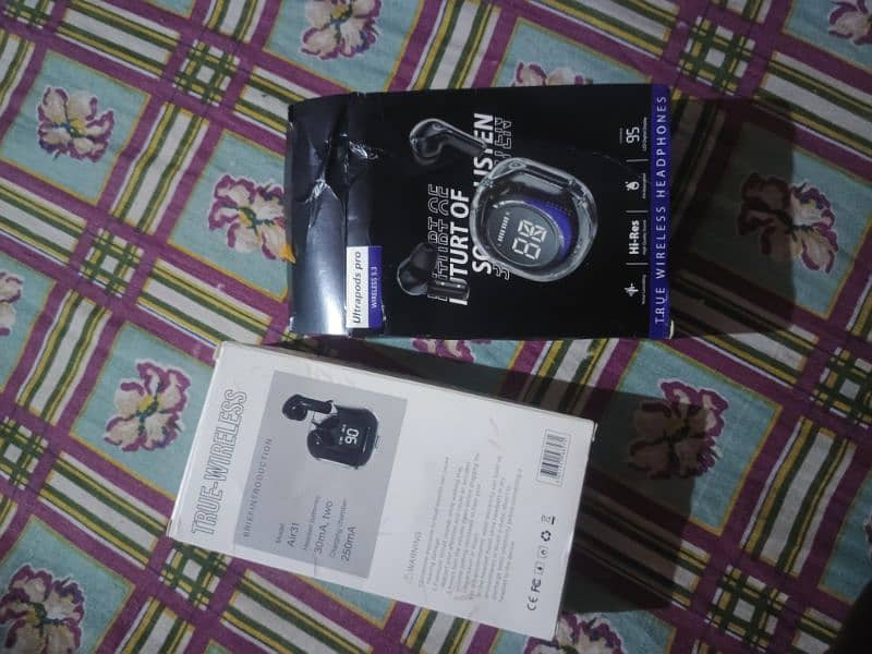 Earphones like new just 7 day use 7