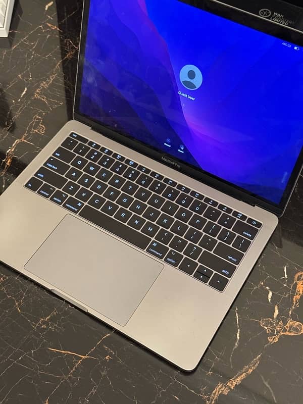 Macbook pro 2017 3