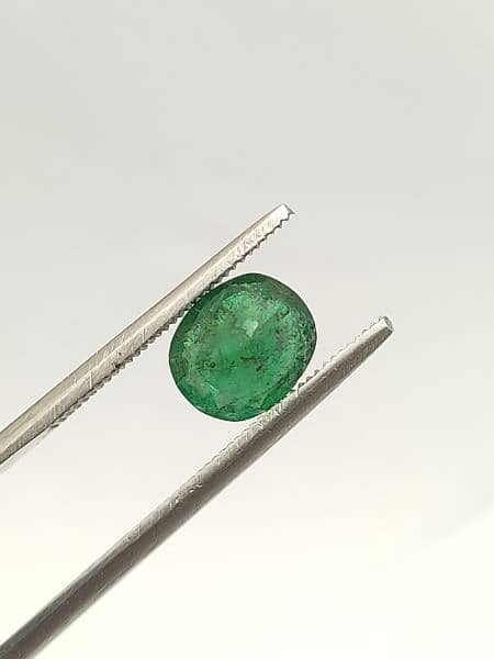 Natural Emerald Stone Swat 2