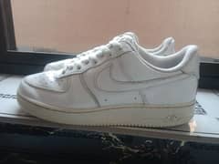 Nike Air Force 1 Triple White '01 Sneakers