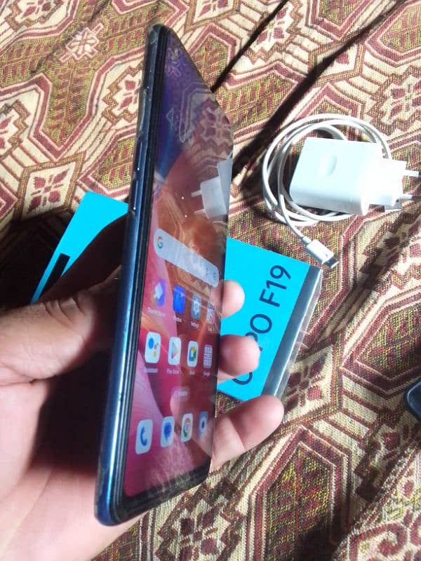 oppo f19 6gp 128gp panel change hai bas 7