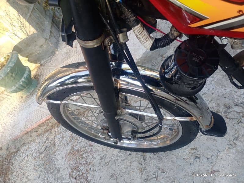 Honda CG 125 sale kr raha hu jisko chaia contact kr lay Bhai 6