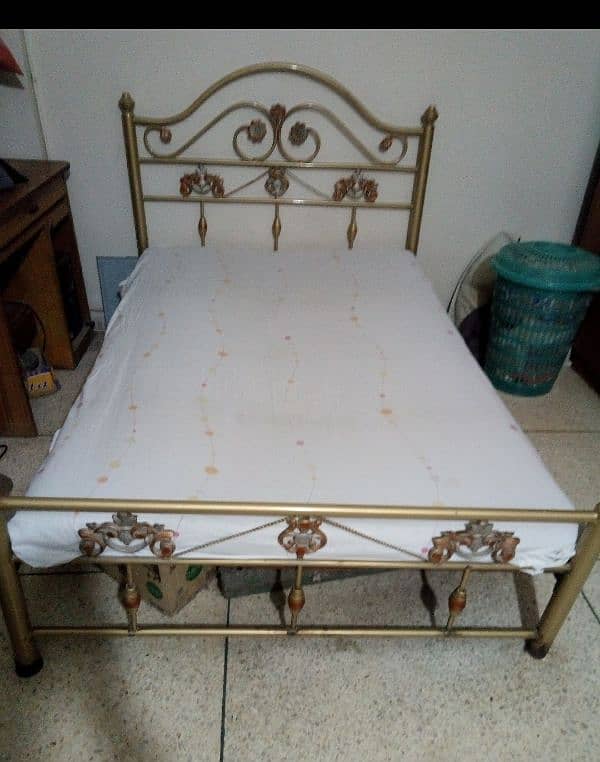 single bed 1