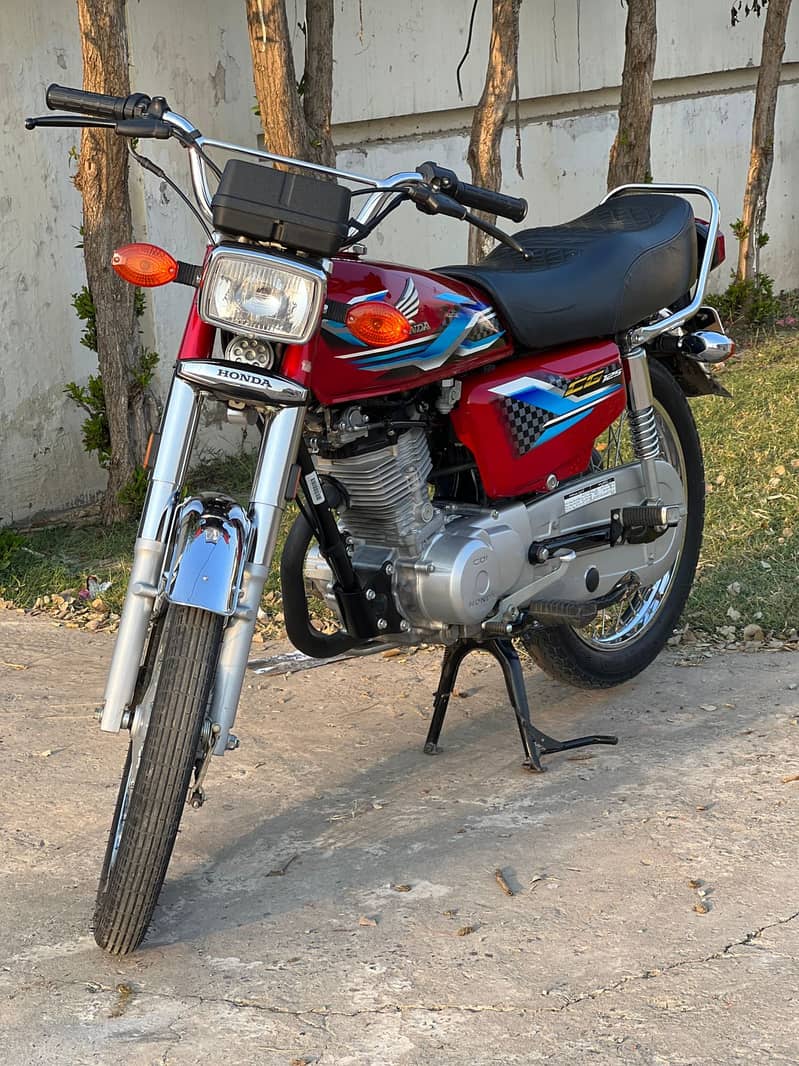 Honda CG 125 2024 3