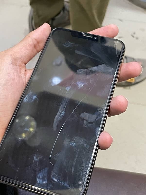 iPhone Xs max 7