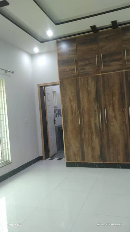 10 Marla upper portion for rent in jubilee town 8