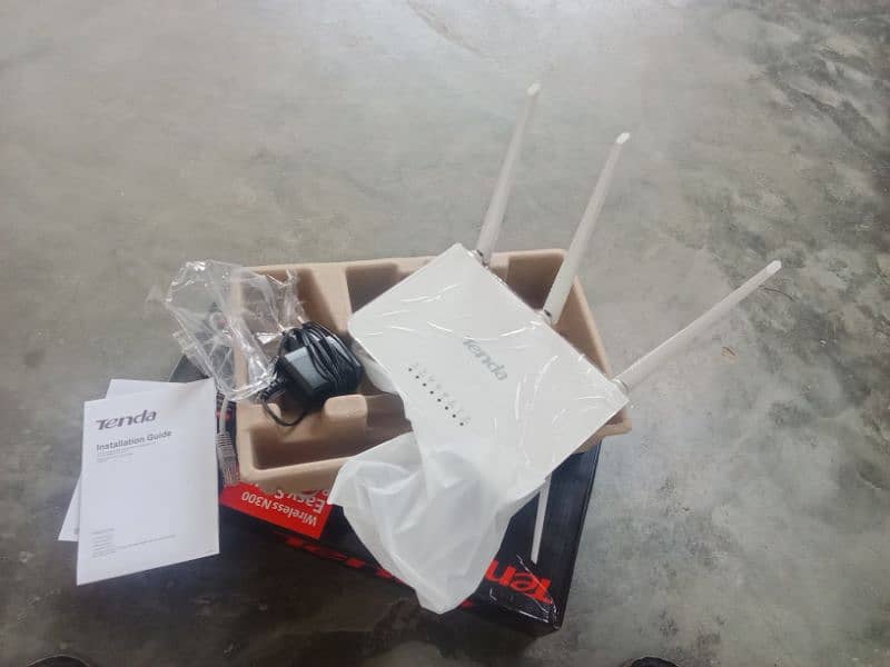 Tenda F3 Router n300 for sale 12