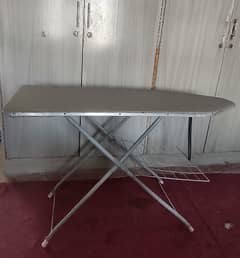 Urgently Sale Iron Stand with Iron Rack