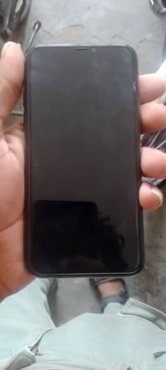 iPhone x64gb nonpta  ghir gya tha gis ki waj sy tuch kam nahi kar raha 0