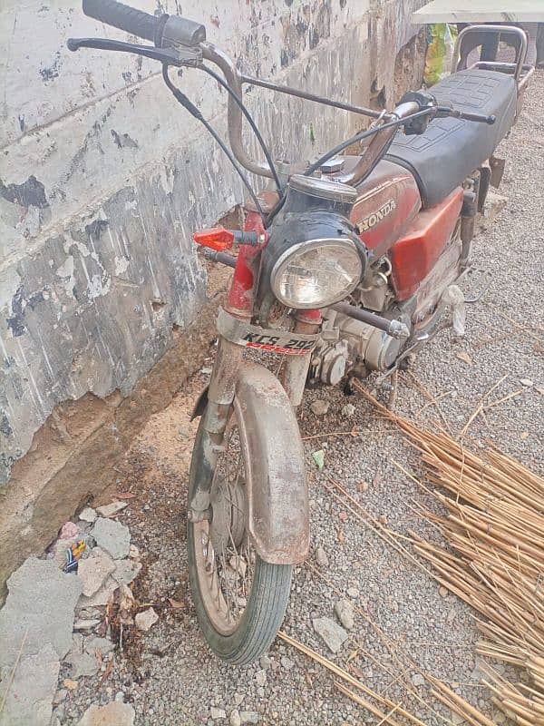 Honda 70 cc 1