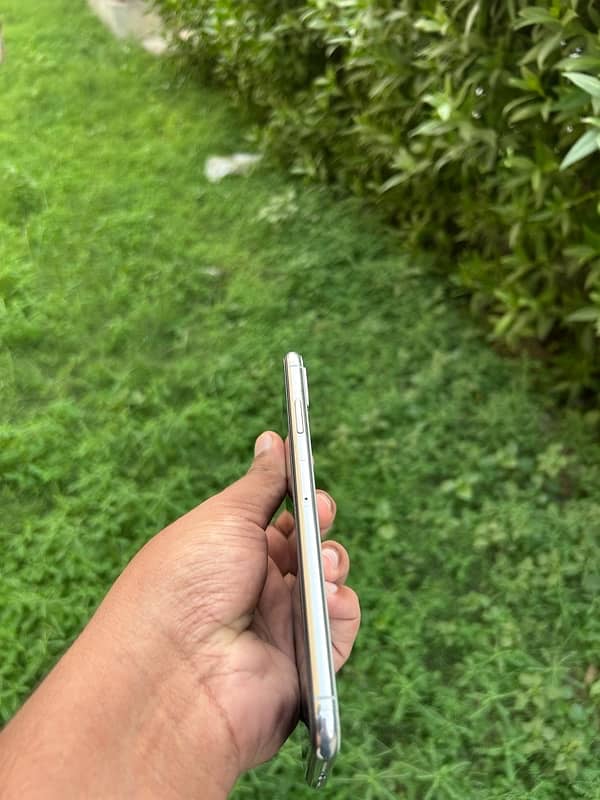 iphone xsmax pta approved 2