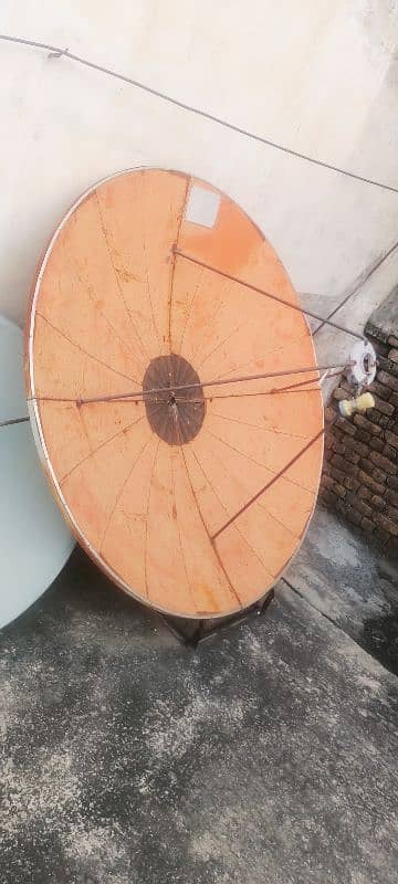 6 ft Dish Antenna (Pizza type) with stand 2