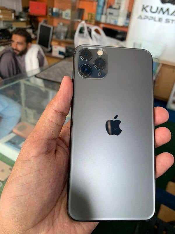 iPhone 11 Pro Max 64 GB Fresh Condition 0