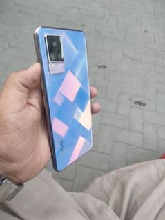 vivo V21E