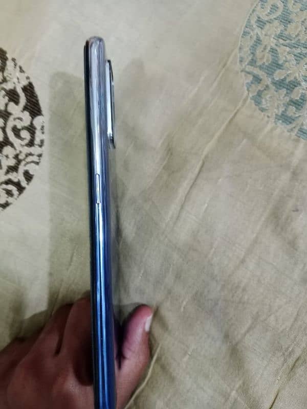 Oppo F19 3