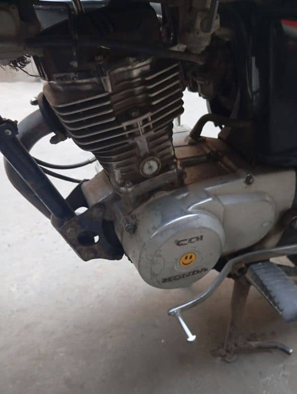 honda125 bilkul ok h bs seet change honi h 2