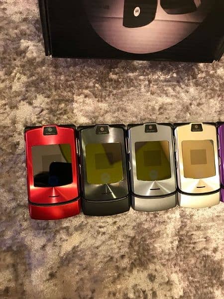 MOTOROLA V3I RAZR FLIP PINPACK 4