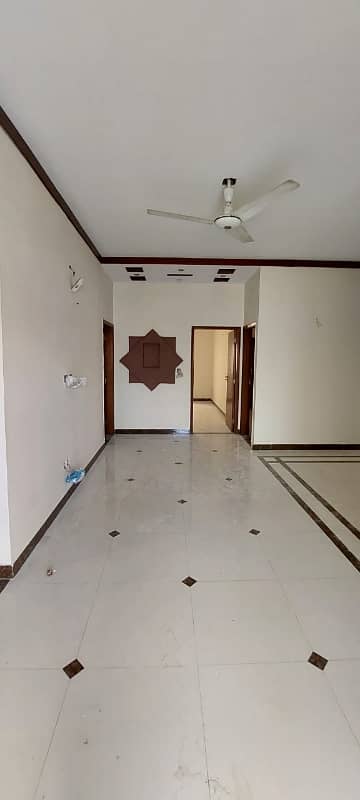 Outclass Upper Portion 3 Bed Dd Available For Rent In Dha Phase 7 Extenshion 2