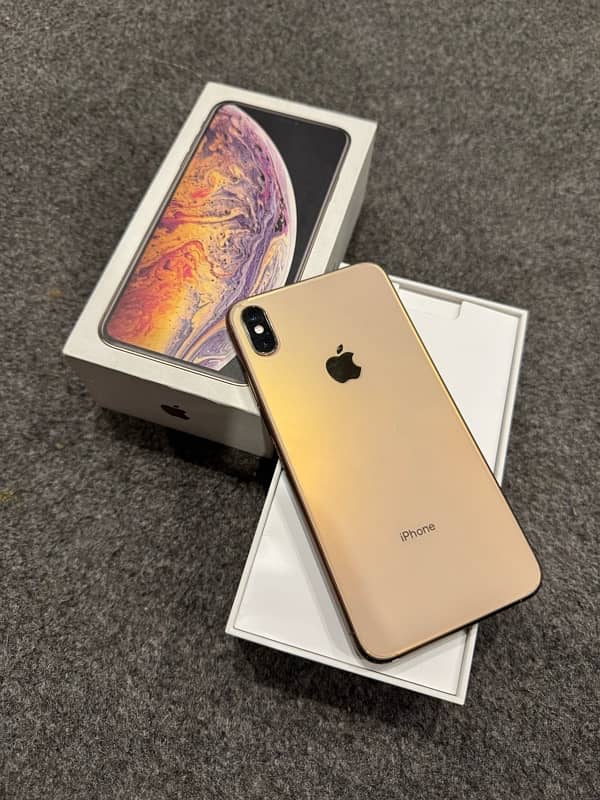 iPhone XS Max (PTA Approved) 2