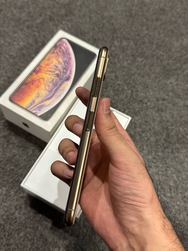 iPhone XS Max (PTA Approved) 3