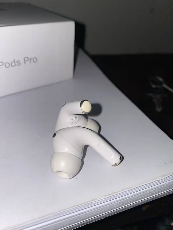 Airpods Pro 2nd Gen 7