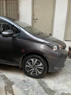 Toyota Vitz 2014