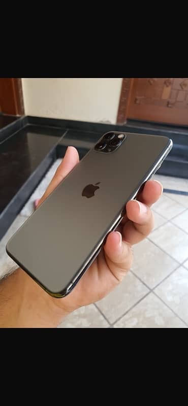 iPhone 11 pro max 2