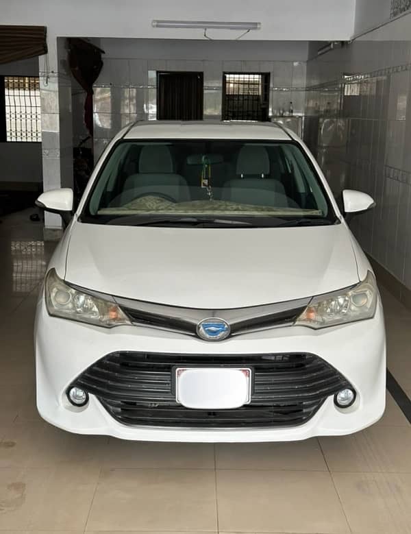 Toyota Corolla Axio 2015 0