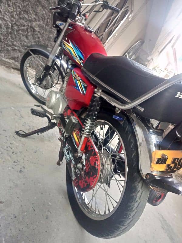 Honda 125 Rawalpindi No 2018 model in lush condtions pack engine 7