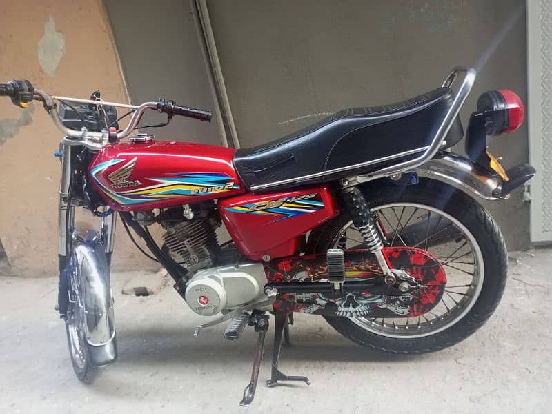 Honda 125 Rawalpindi No 2018 model in lush condtions pack engine 8