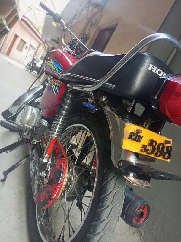 Honda 125 Rawalpindi No 2018 model in lush condtions pack engine 9