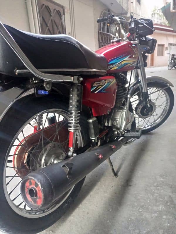 Honda 125 Rawalpindi No 2018 model in lush condtions pack engine 12